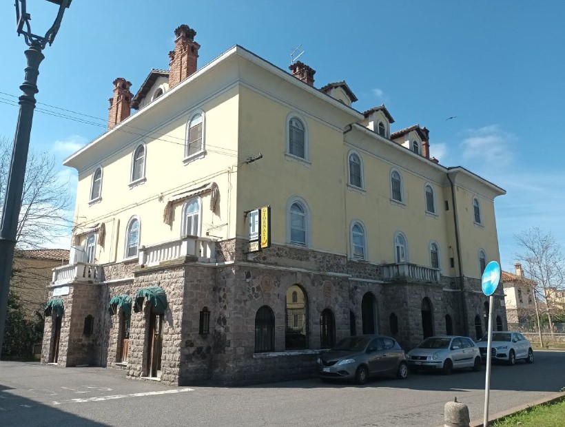 Palazzo dei Negozi