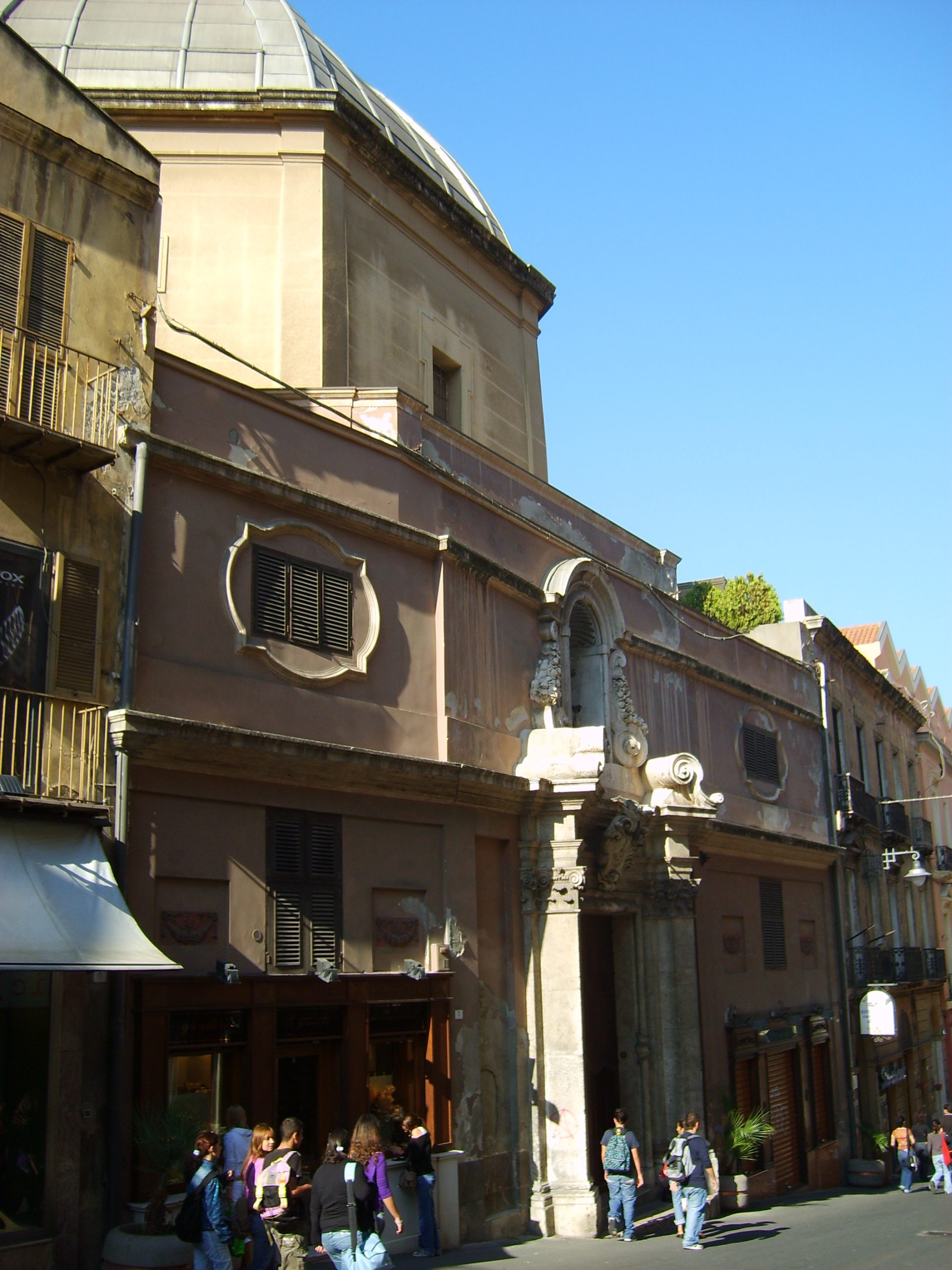 Chiesa di Sant’Antonio Abate e pertinenze, via Manno e Portico Sant’Antonio