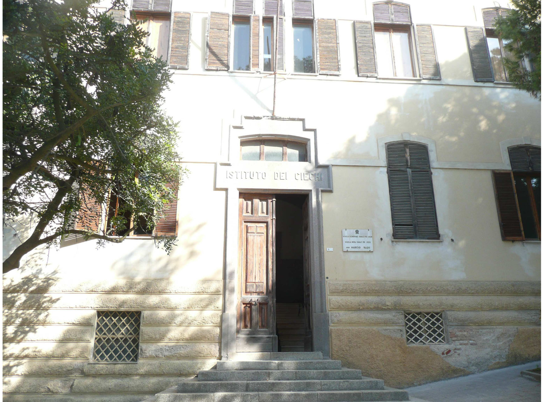 Istituto dei ciechi, via Nicolodi 1