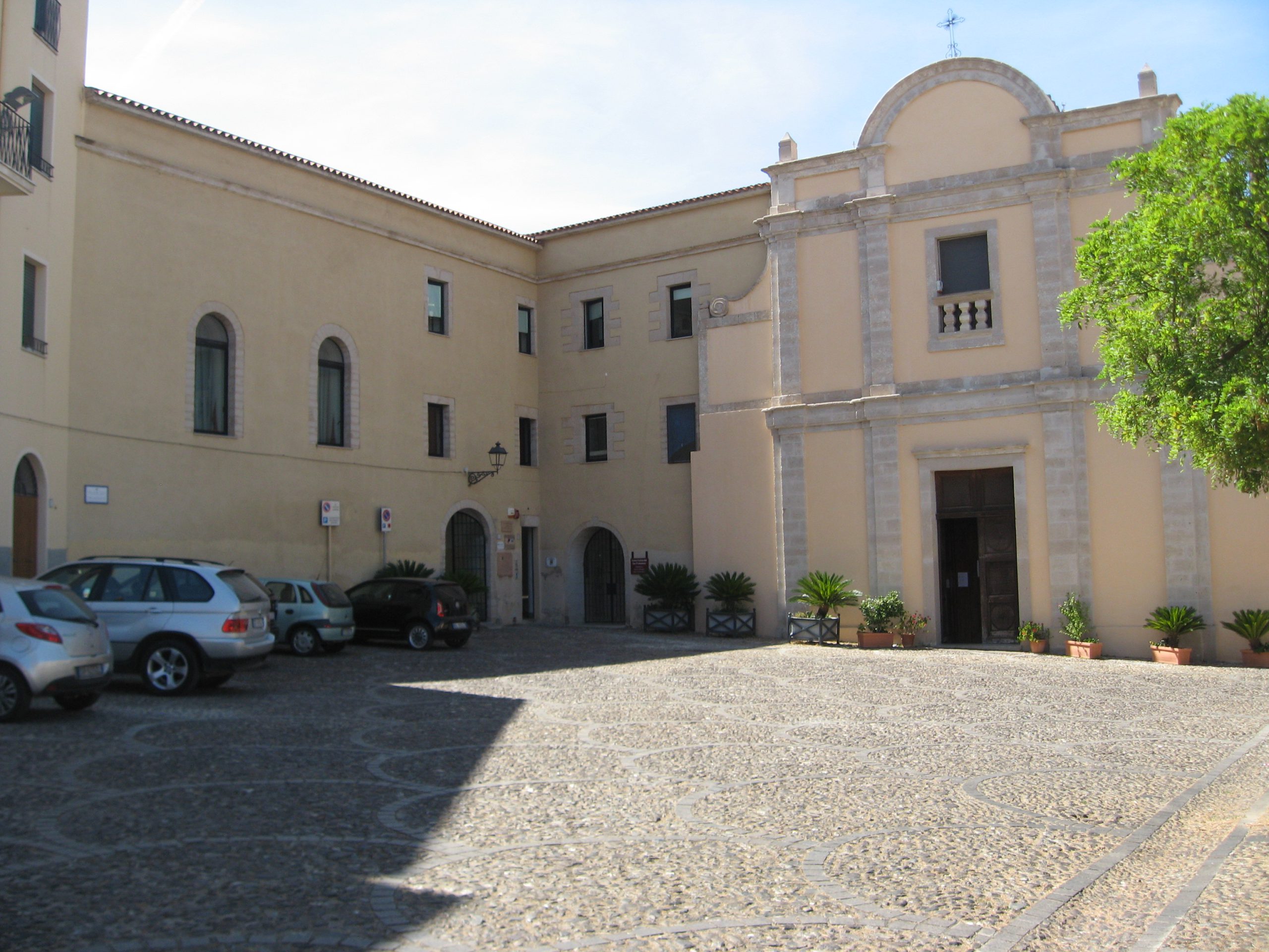 Centro Culturale San Francesco, piazza Canonico Giovanni Spano