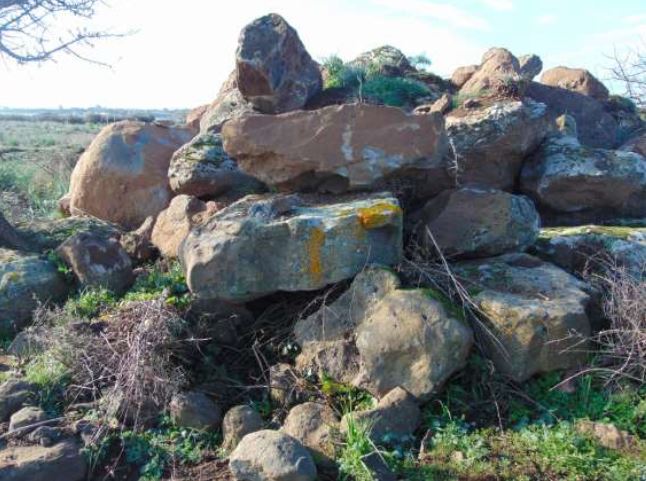Dolmen tomba di giganti e abitato Sa Matta ‘e sa ide